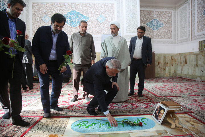 Photos: Iran’s Minister of Cultural Heritage visits Hazrat Masoumeh holy shrine
