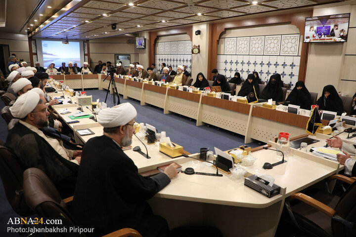 نشست فصلی مدیران استانی حوزه‌های علمیه خواهران در قم