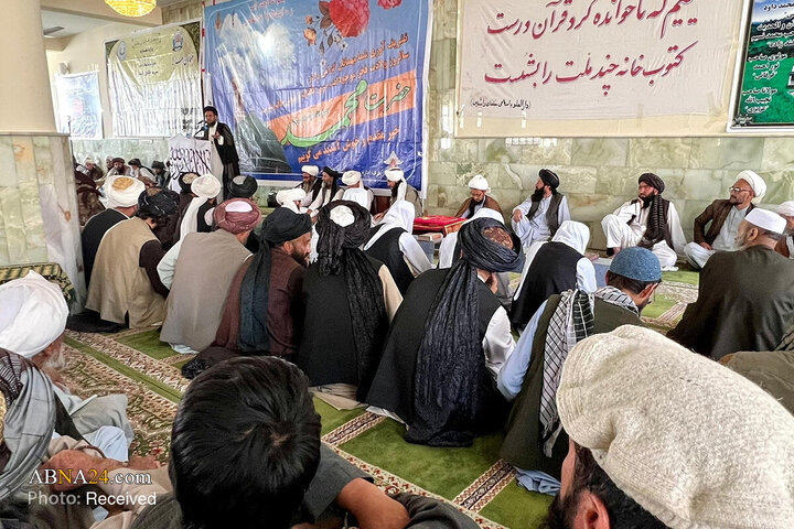 گزارش تصویری | جشن میلاد پیامبر اکرم(ص) با حضور علمای شیعه و سنی در استان بامیان افغانستان