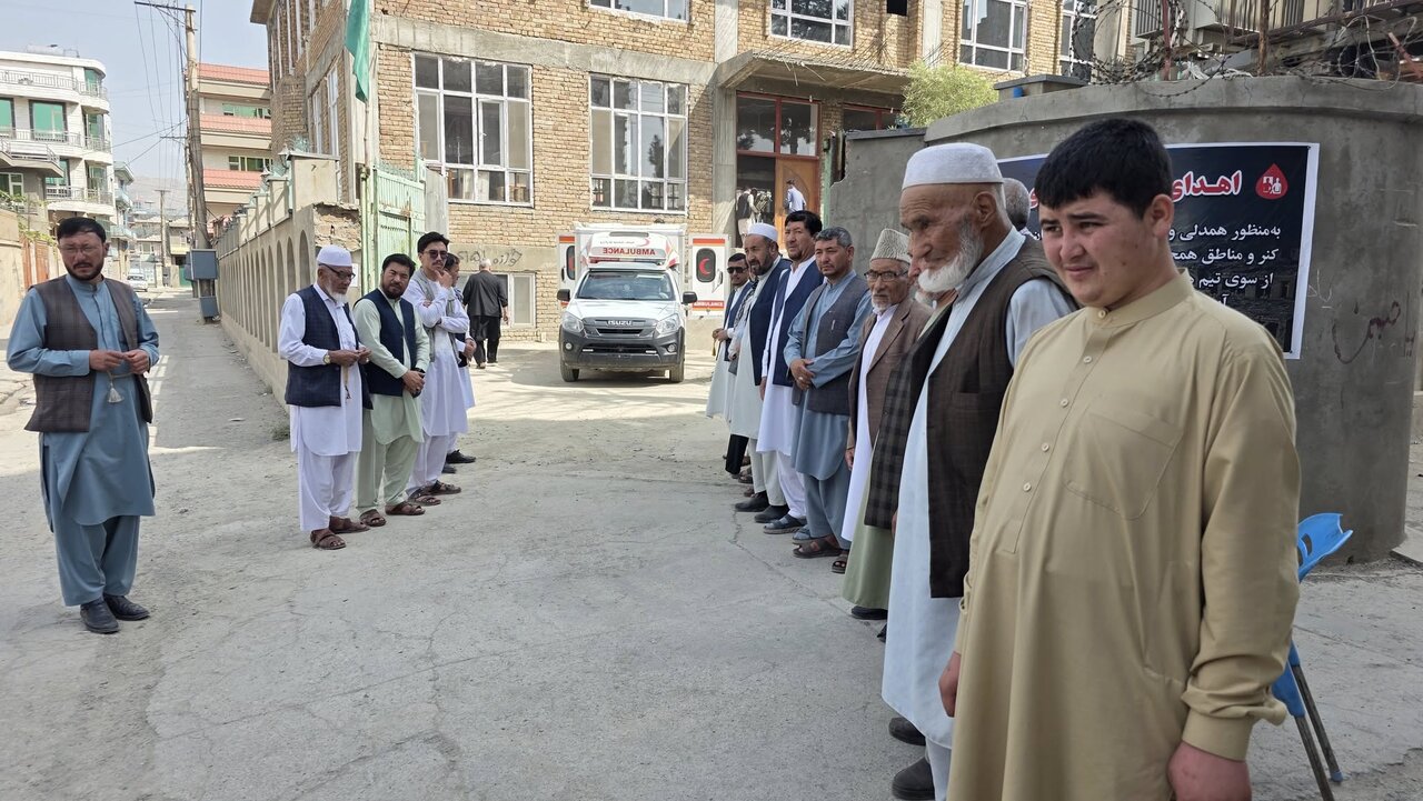 اهدای خون شیعیان کابل به مجروحان استان کنر افغانستان