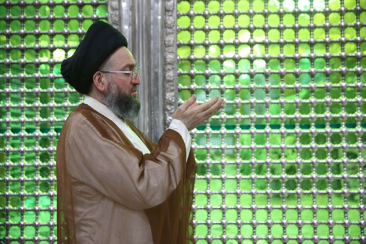 حضور سید عمار حکیم در مرقد مطهر امام خمینی(ره) + تصاویر