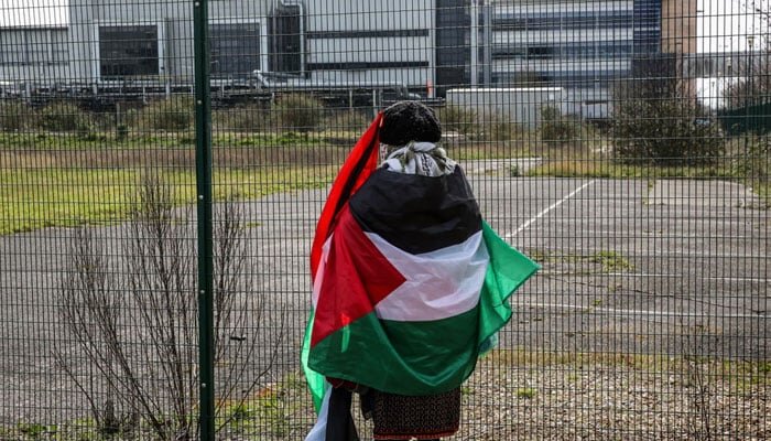 اسرائیلی ہتھیار ساز کمپنی نے برطانیہ میں فلسطینی گروپ کے احتجاج کے بعد اپنا پلانٹ بند کردیا