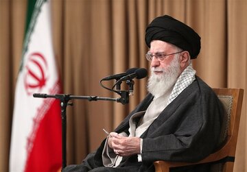"Serokê Şoreşê: Jiyana aborî ya gel girîngtirîn pirsgirêk e / Divê ji bo çareserî ji bo dîsîplînkirina bazarê were fikirîn."