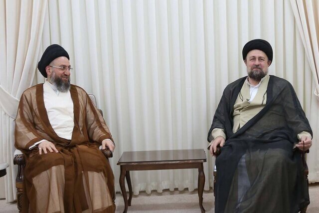 عەمار حەکیم: ئێران هێڵی پێشەوەی جیهانی ئیسلام لە بەرەنگار بوونەوەی ئیسرائیلە عەمار حەکیم: ئێران هێڵی پێشەوەی جیهانی ئیسلام لە بەرەنگار بوونەوەی ئیسرائیلە