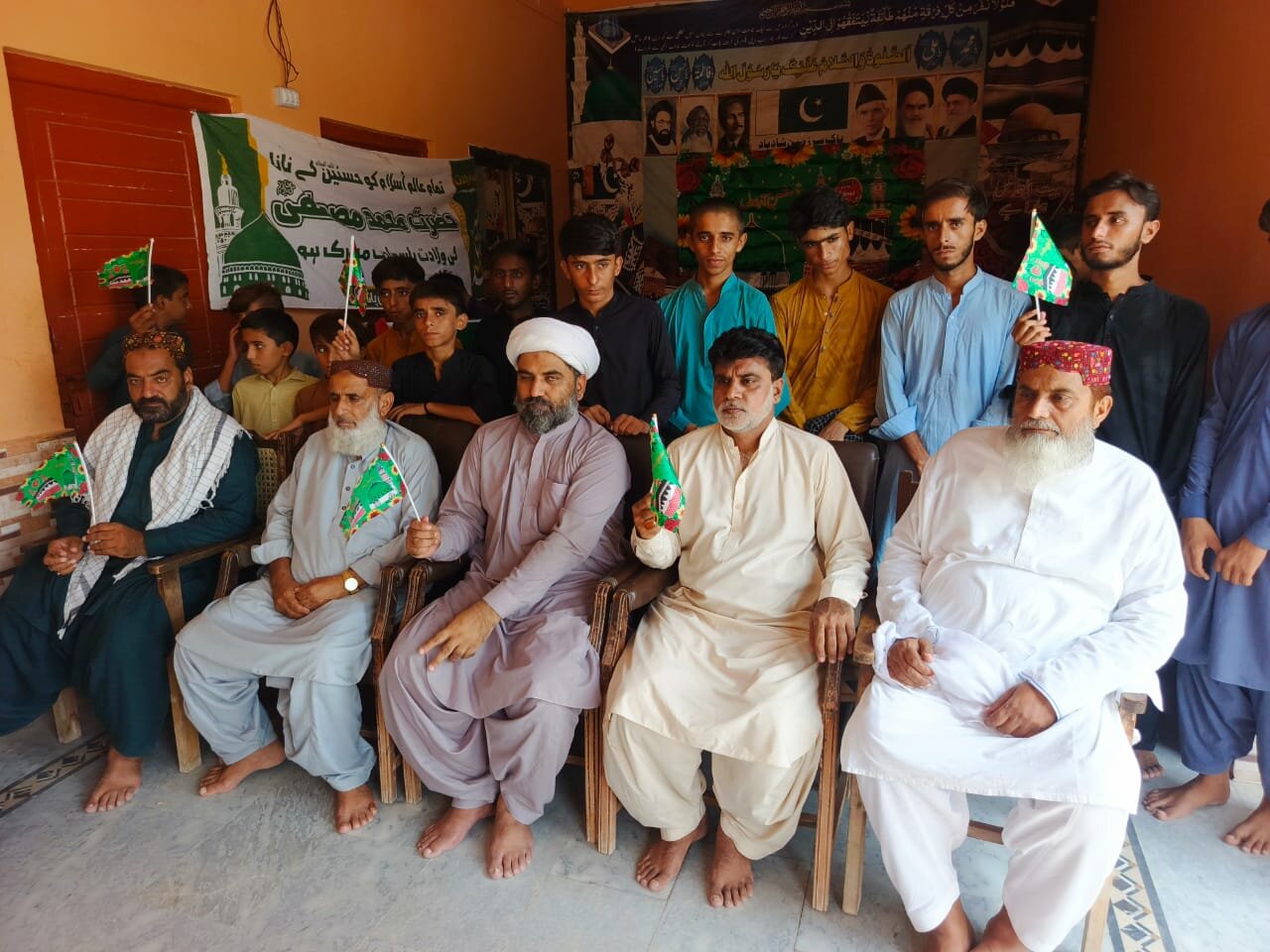 جشن میلاد پیامبر (ص) در جیکب‌آباد؛ وحدت شیعه و سنی در صحنه‌ای باشکوه + تصاویر