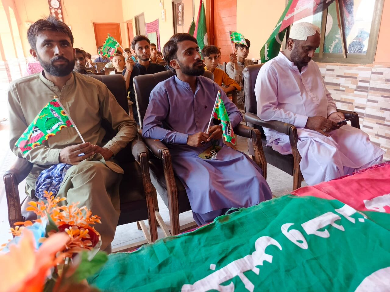 جشن میلاد پیامبر (ص) در جیکبآباد؛ وحدت شیعه و سنی در صحنهای باشکوه + تصاویر