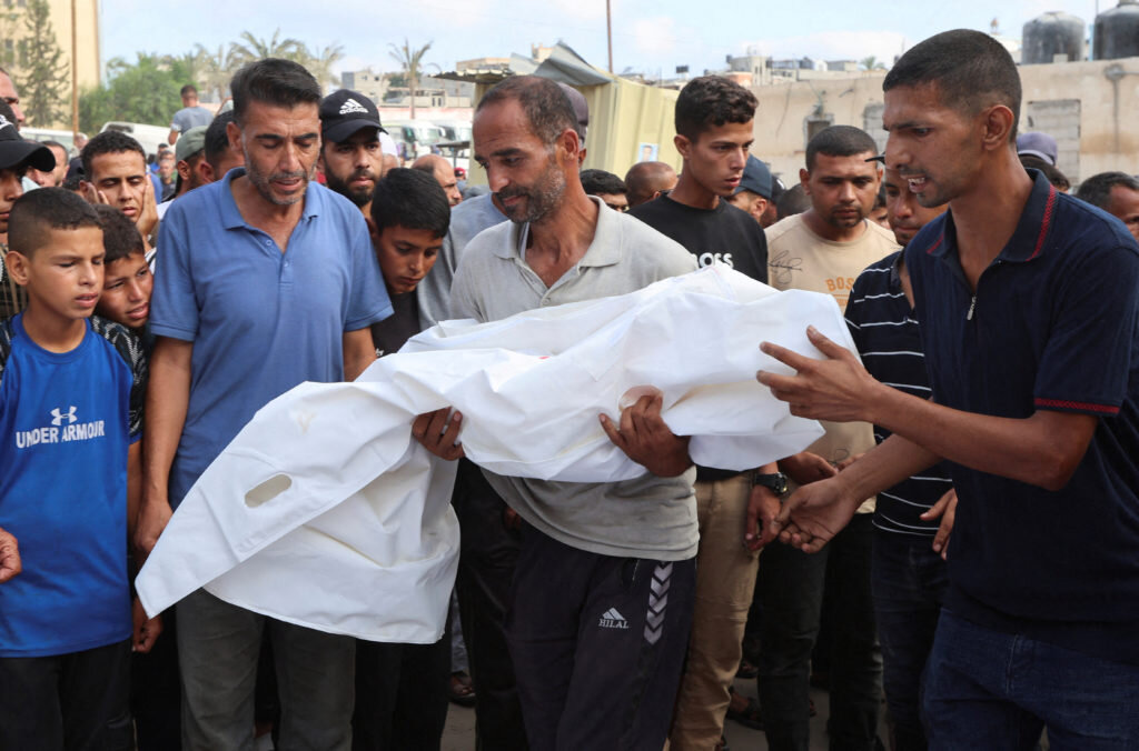 Israeli occupation kills a Palestinian child every hour in Gaza
