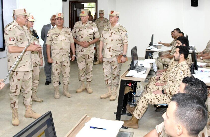 بيانات إسرائيلية في خلفية فيديو للجيش المصري تثير تفاعلا