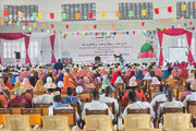 তানজানিয়ায় রহমতের নবী (সা.)-এর ১৫০০তম জন্মবার্ষিকীর জাঁকজমকপূর্ণ উদযাপনে আহলে বাইত (আ.)-এর প্রেমীদের অসাধারণ উপস্থিতি।