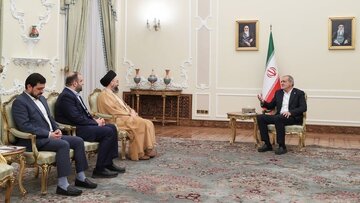 Пезешкиян: Географические границы никогда не разделят два братских народа Ирана и