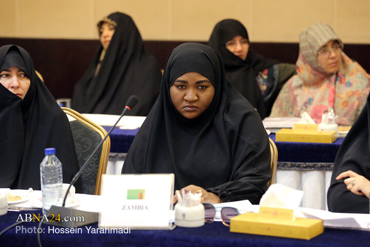 نشست بین‌المللی هم‌اندیشی بانوان مسلمان