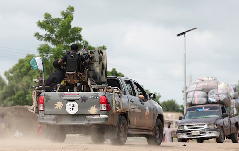 নাইজেরিয়ায় সশস্ত্র গোষ্ঠীর হামলায় নিহত ৬৩