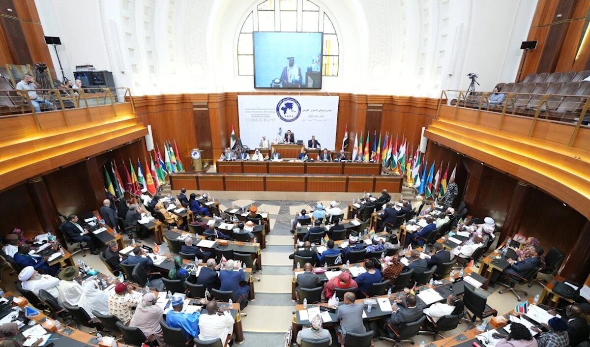 الإعلان عن تأسيس المجلس البرلماني الآسيوي الأفريقي من بيروت