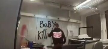 Video | Gedung Elbit Systems Diserbu Penyokong Palestin