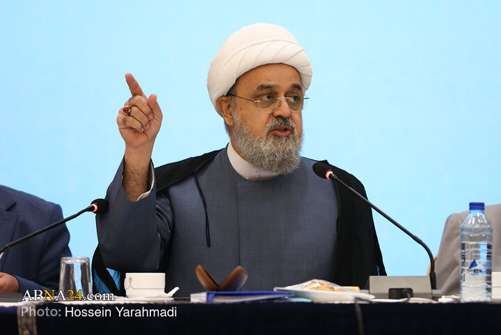نشست هم‌اندیشی علما و نخبگان در سی‌ونهمین کنفرانس وحدت اسلامی
