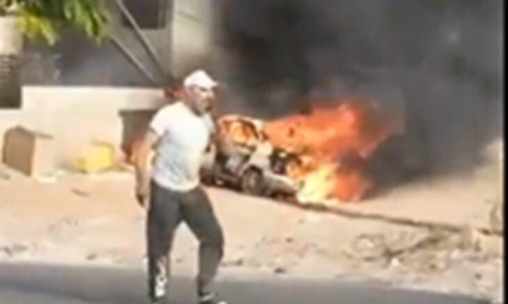 Ҳамлаи паҳподии Исроил ба мошине дар ҷануби Байрут Ҳамлаи паҳподии Исроил ба мошине дар ҷануби Байрут