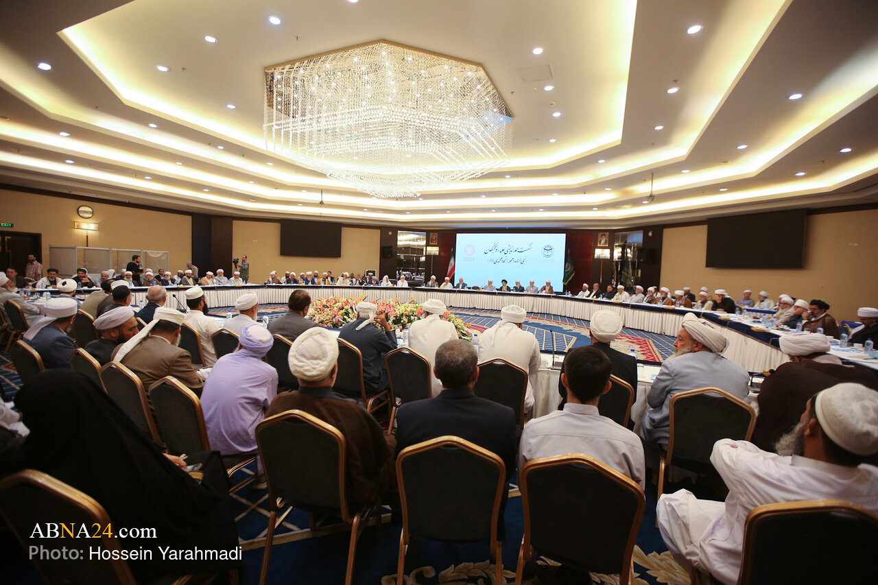 Foto Reportaj | Tehran 39-cu İslam Birliyi Konfransında Alimlər və Elitlər Simpoziumu
