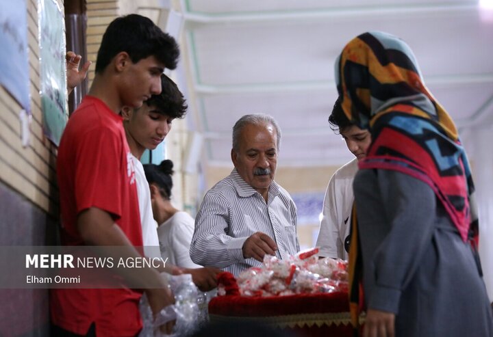 Elham UmîMerasîma xwendina Mewlûdê ya herî mezin a welêt li Sine