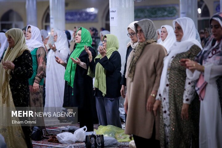 Elham UmîMerasîma xwendina Mewlûdê ya herî mezin a welêt li Sine
