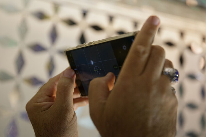 تقرير مصور/ خسوف القمر في سماء حرم الإمام الرضا (ع)