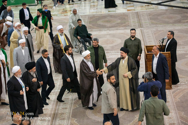 میهمانان سی‌و‌نهمین کنفرانس وحدت اسلامی با آرمان‌های امام خمینی(ره) تجدید میثاق کردند