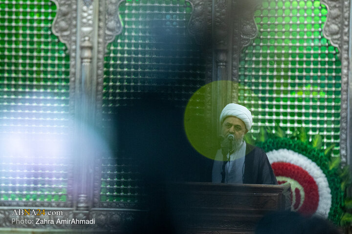 میهمانان سی‌و‌نهمین کنفرانس وحدت اسلامی با آرمان‌های امام خمینی(ره) تجدید میثاق کردند