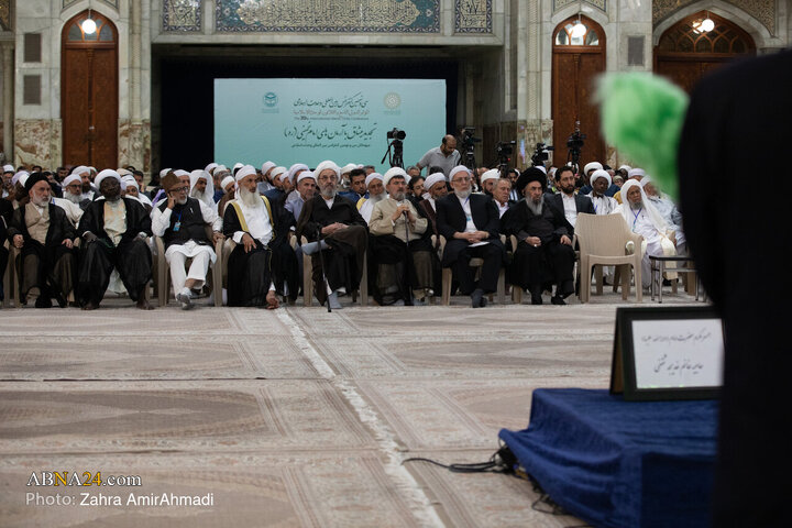 میهمانان سی‌و‌نهمین کنفرانس وحدت اسلامی با آرمان‌های امام خمینی(ره) تجدید میثاق کردند