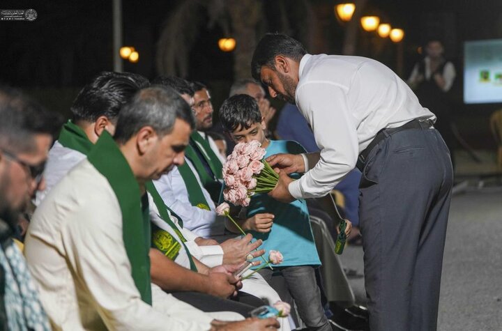 تقرير مصور/ العتبةُ العلويّةُ المقدّسةُ تنظّم منصةً متنقلةً لإشاعة الفرح في النجف الأشرف ضمن فعاليات أسبوع الصادقَينِ