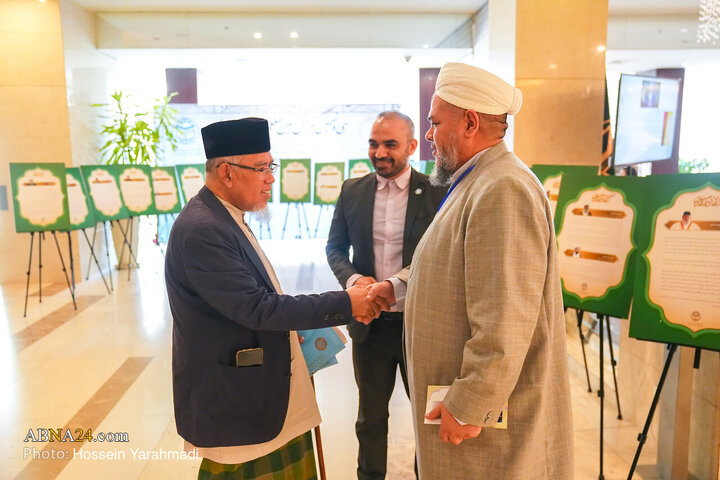 Raporta wêneyan | Li kêleka 39emîn Konferansa Navneteweyî ya Yekîtiya Îslamî pêşangehek li dar dixe