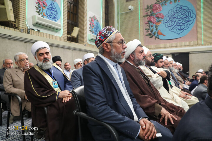 گرامیداشت عید میلاد پیامبر اکرم(ص) و امام صادق(ع) در حسینیه امام خمینی(ره)