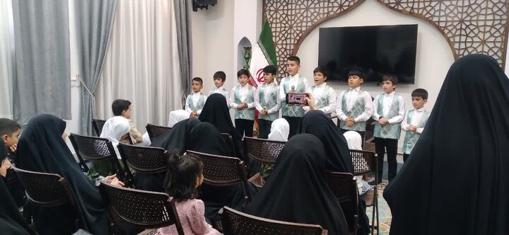 جشن ۱۷ ربیع‌الاول ویژه شیعیان آذری‌زبان در حرم مطهر رضوی برگزار شد + تصاویر