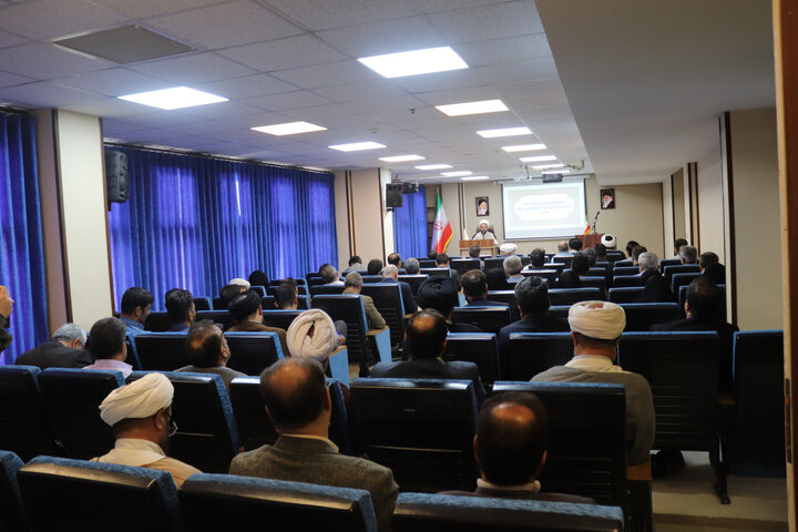 اجرای امر به معروف و نهی از منکر، فراتر از حجاب و عفاف در ادارات قم