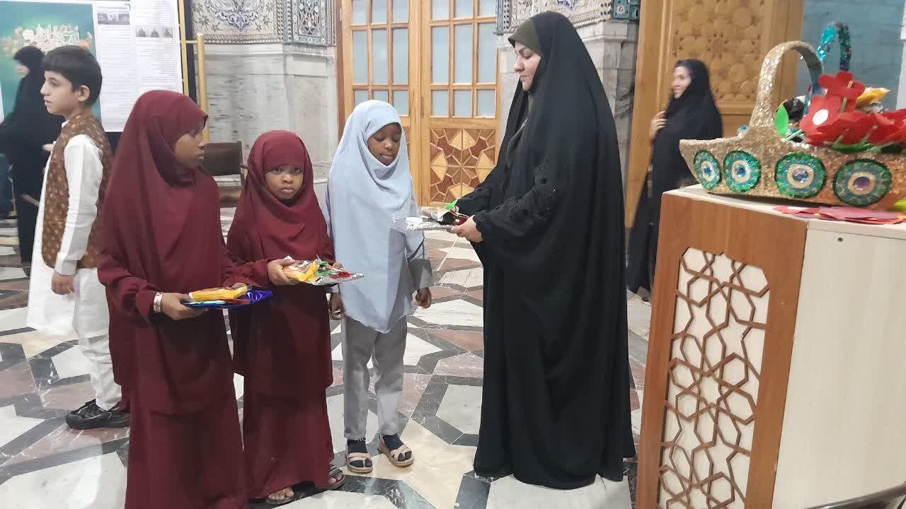 برگزاری مسابقه نقاشی «کودکان جهان اسلام و پیامبر مهر و رحمت» در حرم امام رضا(ع) + تصاویر