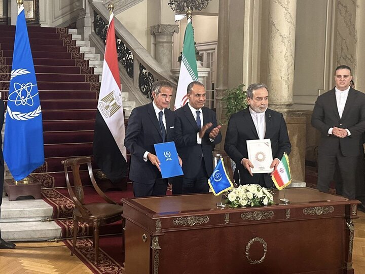 Iran, IAEA sign agreement on resuming cooperation