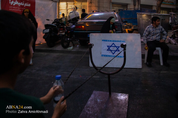 شکوه جشن میلاد پیامبر(ص) در قلب تهران؛ موکب‌ها و آتش‌بازی در میدان ولی‌عصر(عج)