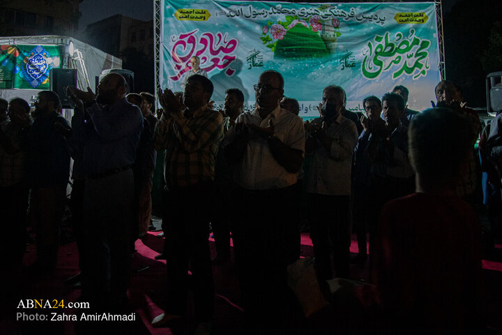 شکوه جشن میلاد پیامبر(ص) در قلب تهران؛ موکب‌ها و آتش‌بازی در میدان ولی‌عصر(عج)