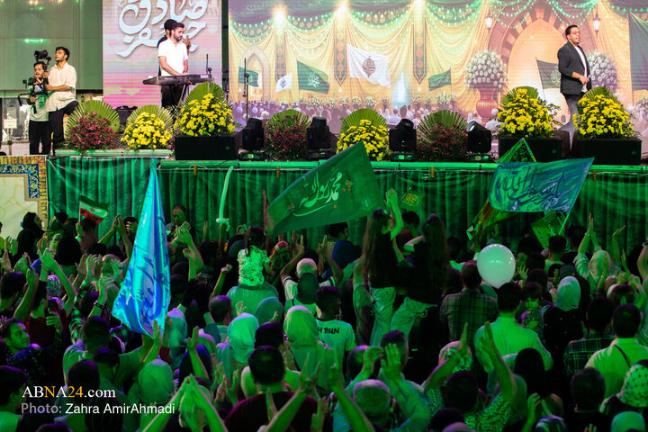 شکوه جشن میلاد پیامبر(ص) در قلب تهران؛ موکب‌ها و آتش‌بازی در میدان ولی‌عصر(عج)