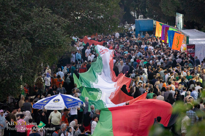 شکوه جشن میلاد پیامبر(ص) در قلب تهران؛ موکب‌ها و آتش‌بازی در میدان ولی‌عصر(عج)