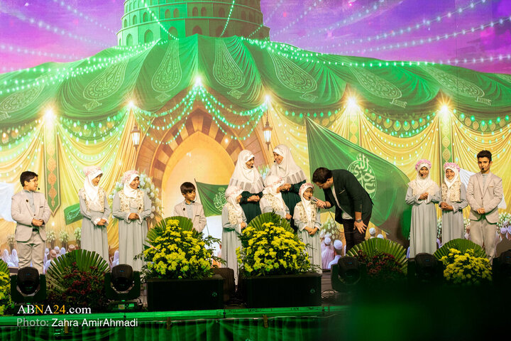 شکوه جشن میلاد پیامبر(ص) در قلب تهران؛ موکب‌ها و آتش‌بازی در میدان ولی‌عصر(عج)