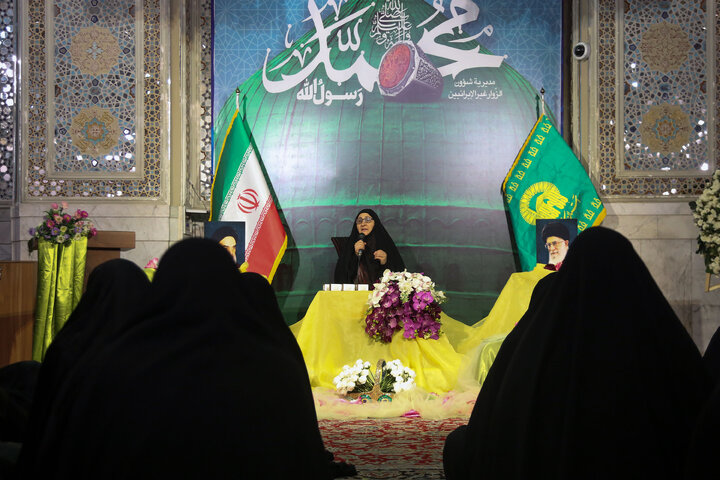 تقرير مصور/ برنامج « النساء النبویات» الخاص في الحرم الرضوي الشریف