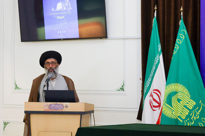 تقرير مصور/ إزاحة الستار عن عملات تاريخية تحمل اسم النبي محمد (ص) في متحف الحرم الرضوي الشریف