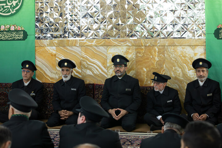 تقرير مصور/ احتفالية المولد النبوي في الحرم الرضوي الشريف