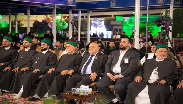 تقرير مصور/ بحضور جماهيري..مهرجان ربيع الرسالة الثقافي بذكرى ولادة الصادقين(ع) في الصحن الحسيني