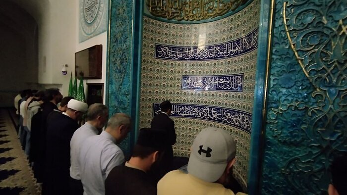 وزیر ارشاد، نماز را با مسلمانان سن‌پترزبورگ اقامه کرد