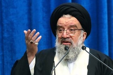 Ayatullah Sayyid Khatami: Isra’ila Za Ta Kai Hari A Kasashen Masar, Jordan, Bahrain, Da Saudiyya Idan Har Ta Samu Iko.