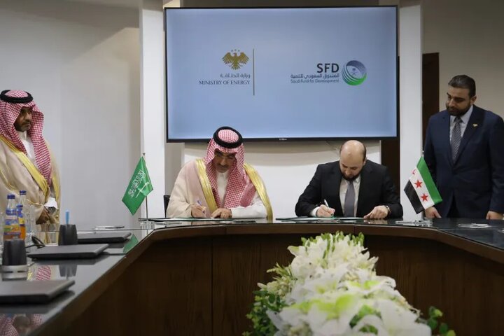 عربستان ۱.۶۵ میلیون بشکه نفت خام به حکومت جولانی اهدا کرد