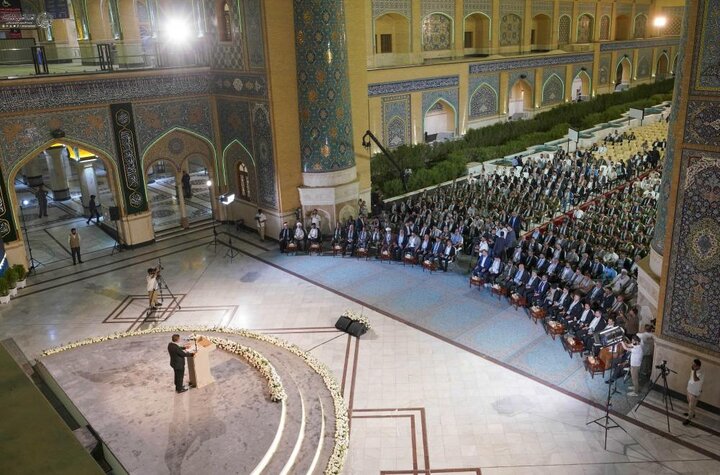 تقرير مصور/ العتبة العلويّة المقدّسة تفتتح فعاليات الجلسة الأولى لمهرجان الرسول الأعظم (ص) الدولي الرابع للشعر العربي بمشاركة دولية