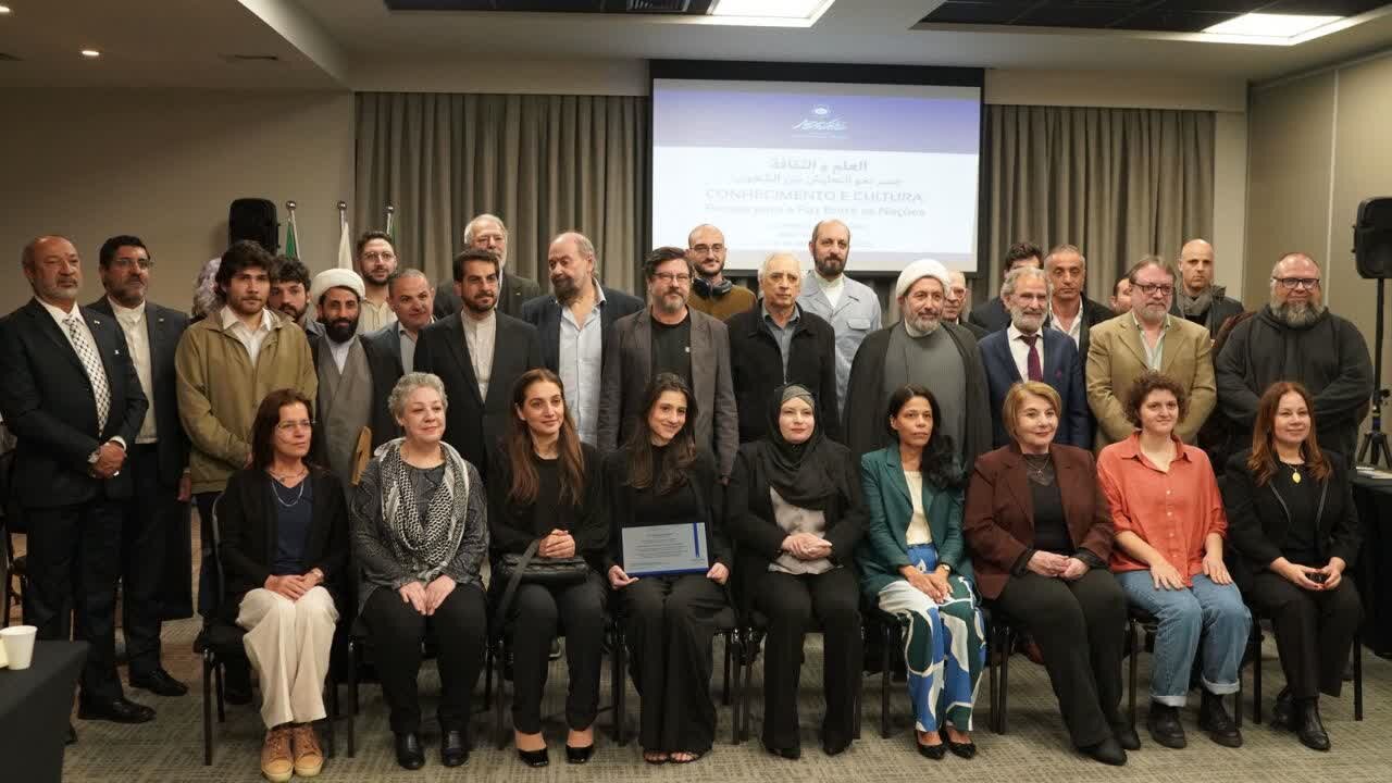 Movimento Mulheres pela Paz na Palestina entrega dossiê ‘SOS Palestina Livre’ em encontro Irã-Brasil