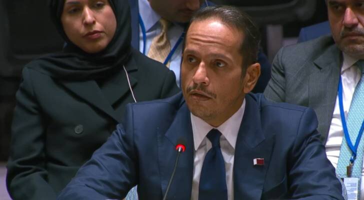 رئيس الوزراء القطري من مجلس الأمن: هجوم إسرائيل استهدف حيا سكنيا