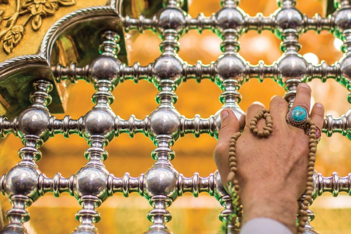 نگاهی به توسل در مذهب تشیع